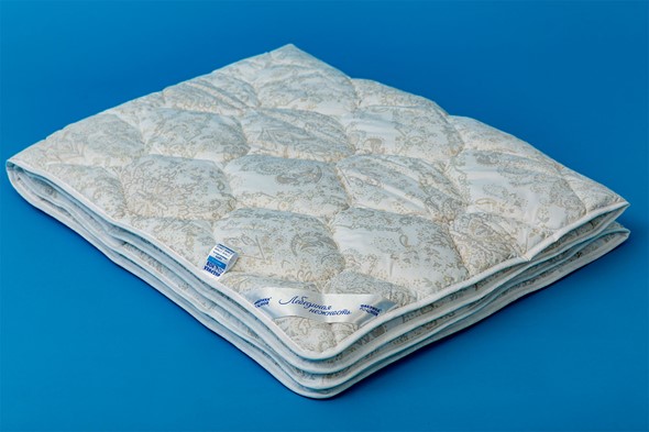 Одеяло всесезонное полутороспальное Лебединая нежность в Глазове - изображение