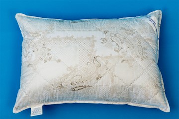 Подушка 50х70 Лебединая нежность в Сарапуле